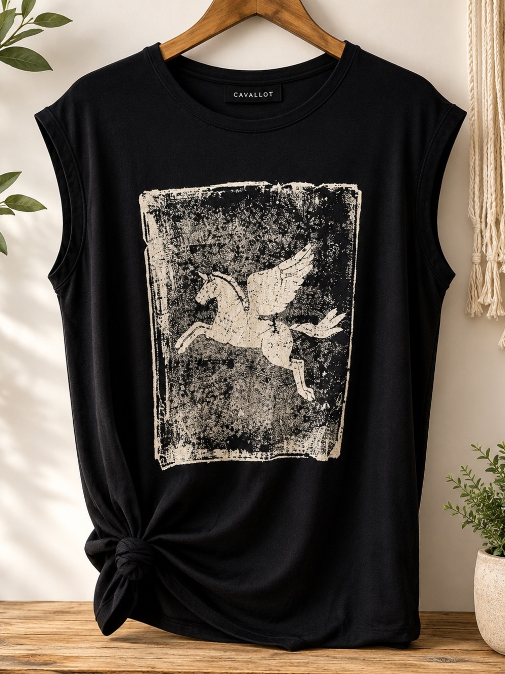 CavalloT w/Pegasus Design. Size M/L. Sleeveless. 100% rayon. A natural order.